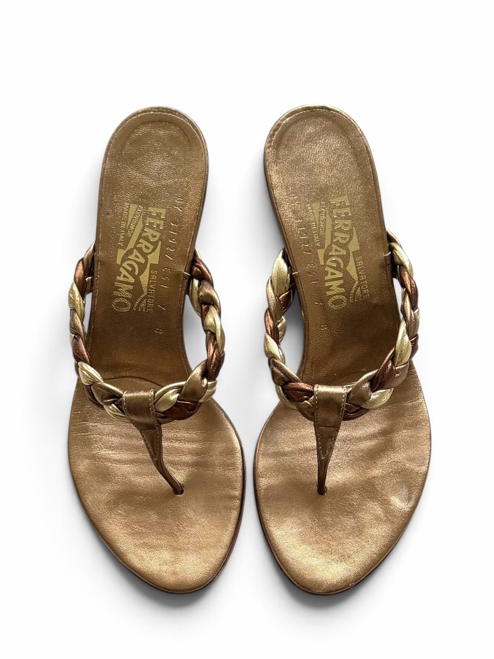 Salvatore Ferragamo Bronze Metallic Braided Thong Kitten Heel Sandals Sz7 w/Box